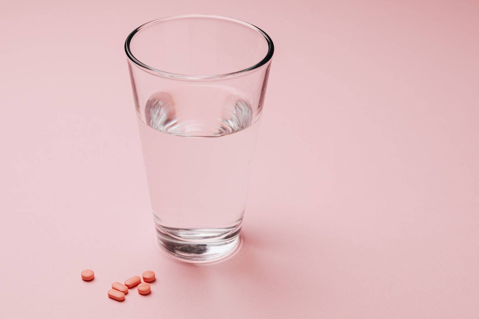 Importance of Calcium for Active Adults — Pair Calcium with Complementary Nutrients and Supplements Importance of Calcium for Active Adults — Pair Calcium with Complementary Nutrients and Supplements